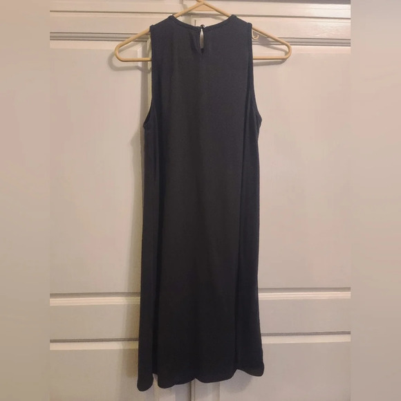 SHEIN Dress - Picture 2 of 4